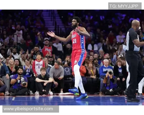 埃奇库姆因左小腿紧绷缺席生涯首场比赛将错过对阵热火的机会