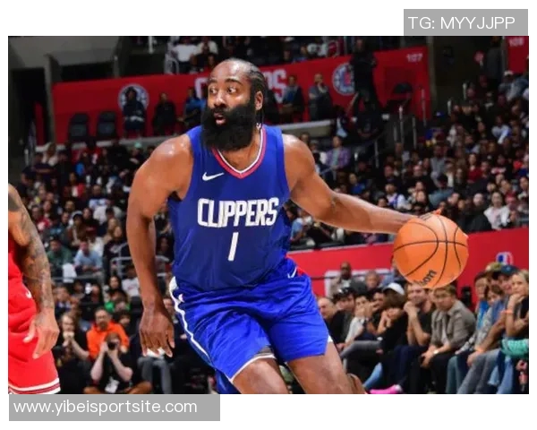 张佳玮分析火箭缺乏强硬角色与领导力快船在攻防两端全面压制火箭表现