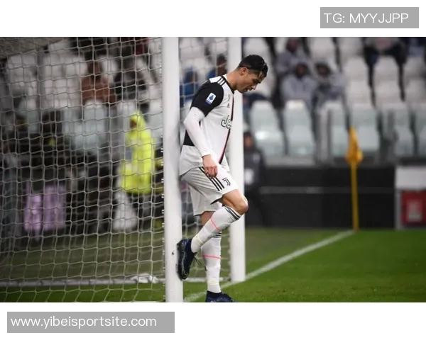 贝纳德斯基揭示C罗谦逊本色超越盛名背后的真实故事