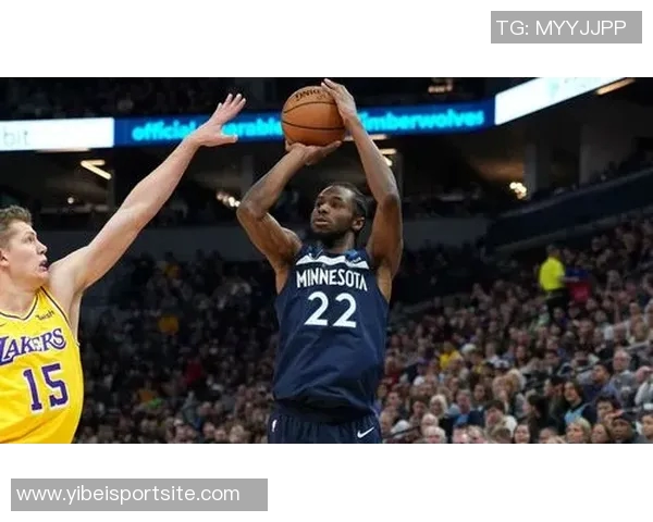 维金斯迎来生涯第700场比赛得分上双场均185分展现稳定表现 维金斯迎来生涯第700场比赛得分上双场均185分展现稳定表现