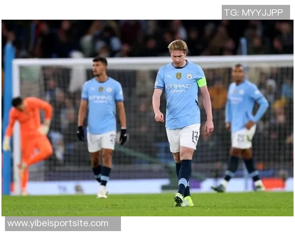 国米因邓弗里斯伤缺至三月初积极寻求冬窗右后卫引援方案